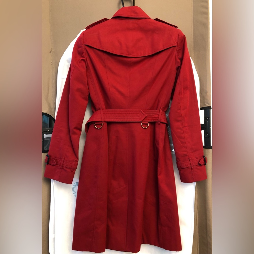 Burberry Heritage Sandringham Trench Coat, Parade Red, Long - Picture 13 of 13
